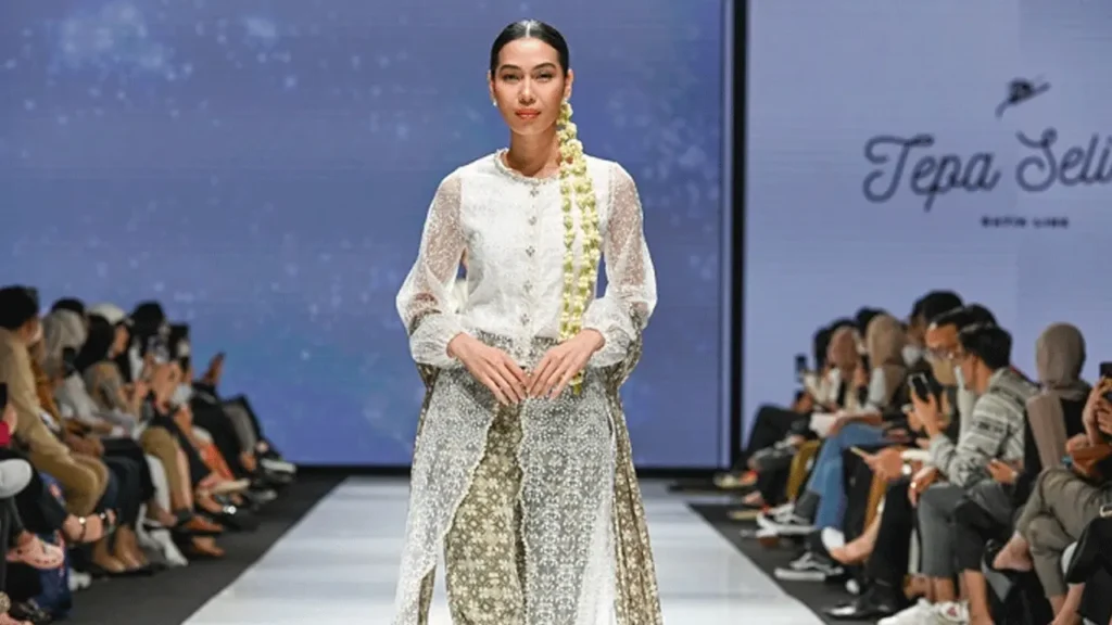 Kolaborasi Eksklusif dengan Mode Paris: Sorot Industri Fashion Indonesia di JF3 Fashion Festival