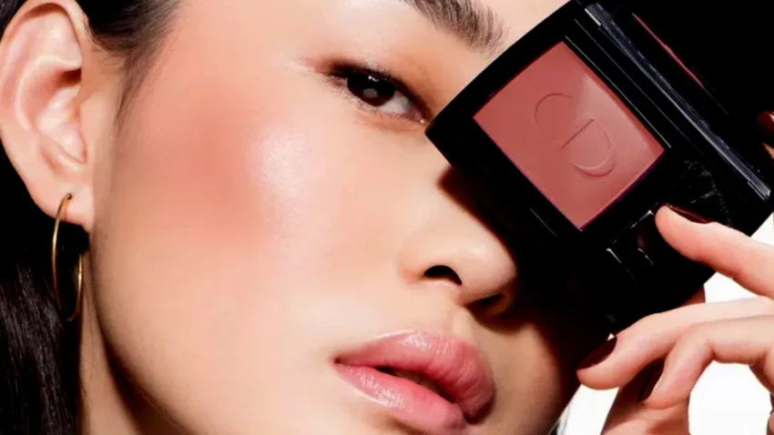 Mengenal Apple Cheeks Area Wajah yang Tepat untuk Blush On