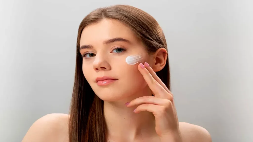 Tips Memilih Sunscreen yang Sesuai Jenis dan Kebutuhan Kulit Anda
